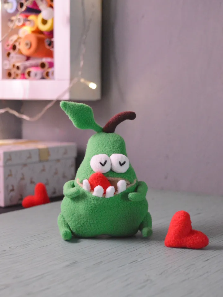 PDF Plush Toy Pattern – Fleece Pear Softie with Pocket Mouth