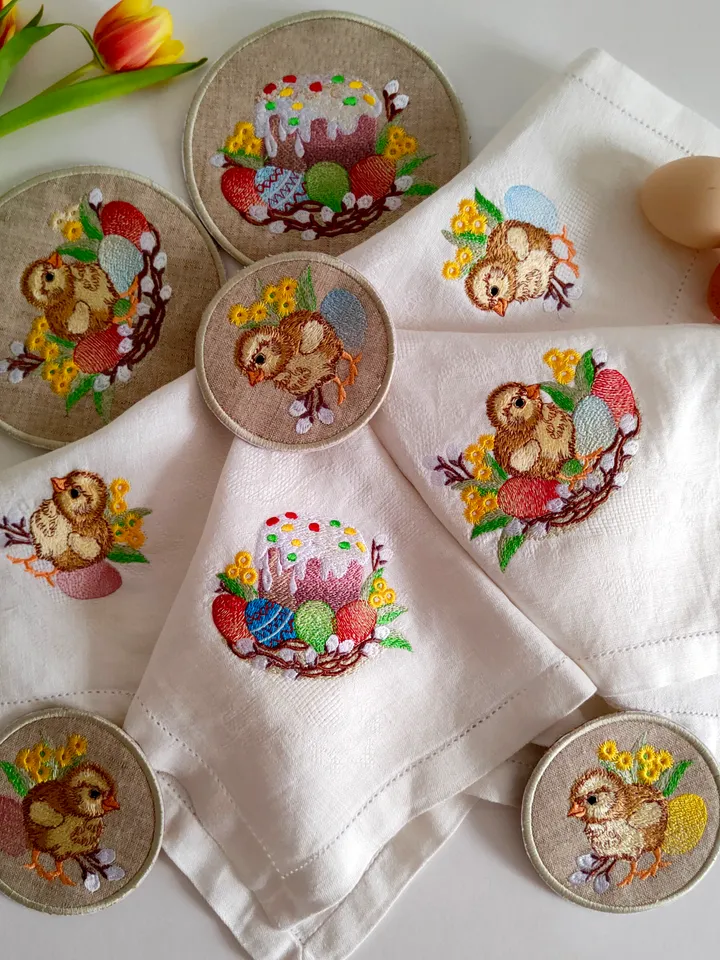 Machine Embroidery design Chicken in Easter Basket