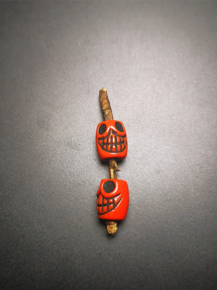 Gandhanra Tibetan Glaze Azure Stone Skull Sītavana Pendant, Hand-Carved Pendant for Mala,Prayer Beads Accessories