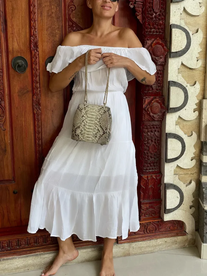 Genuine python skin classy crossbody bag / elegant classy snake print bag / designer gray purse / handbag with chain / classy shoulder bag