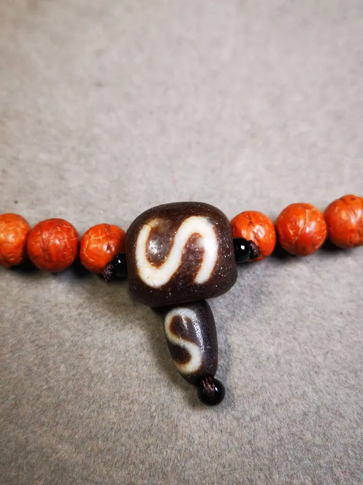 Gandhanra Old Wealth Buddha Dzi Guru Bead,T-drilled 3-Hole Mala Bead, Prayer Bead,Connector Bead for Buddhist Bead