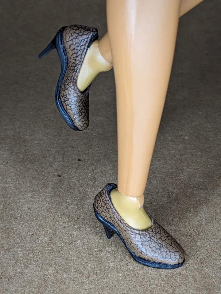 Handmade heels brown leather shoes for 16-inch Fashion Royalty dolls (FR16)