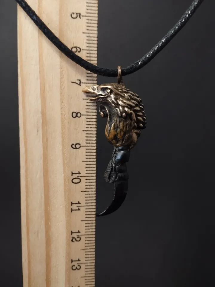 Raven's claw in a bronze