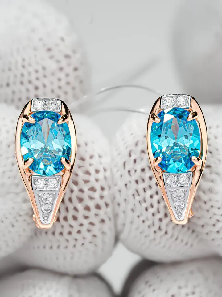 Earrings jewelry Silver gold plated 925 assay value with topaz