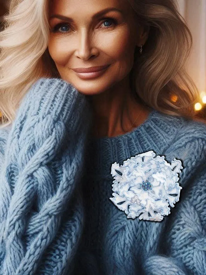 Machine embroidery design brooch FSL &quot;Snow flower&quot;