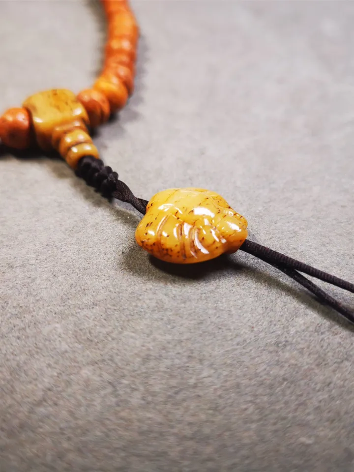Gandhanra Tibetan Yak Bone Carved Scorpion Bead Pendant for Mala,Prayer Bead,Scorpion  Amulet