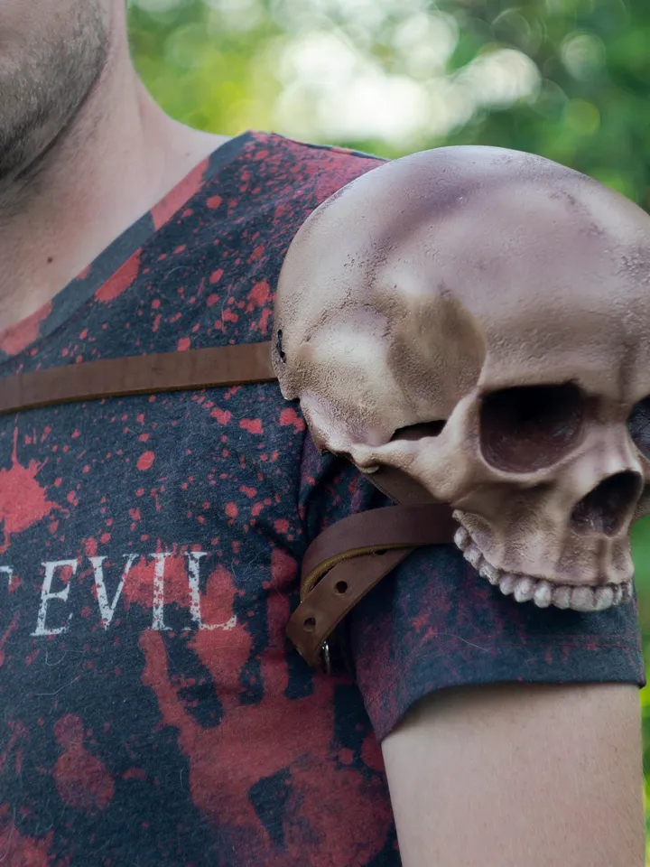 Skull Pauldrons, Human Skull Shoulder Pads, Fantasy Armor, Cosplay Armor, Celtic Leather Armor, Viking Armor, Larp Armor