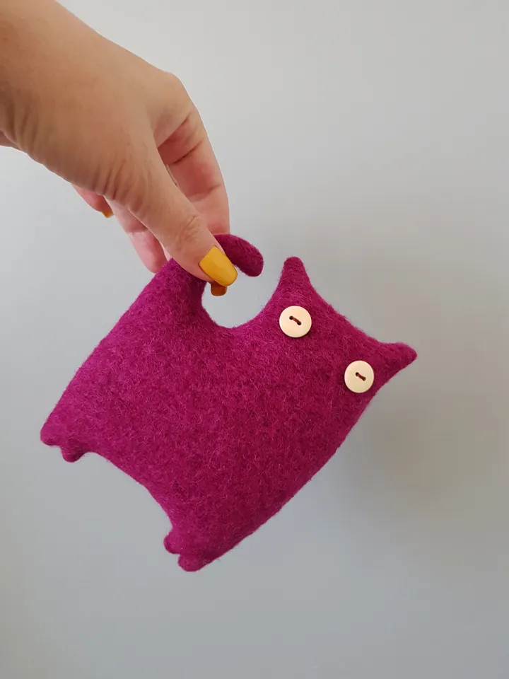 Pink cat sewing pattern pdf tutorial in English, animal doll pattern, stuffed animal sewing diy