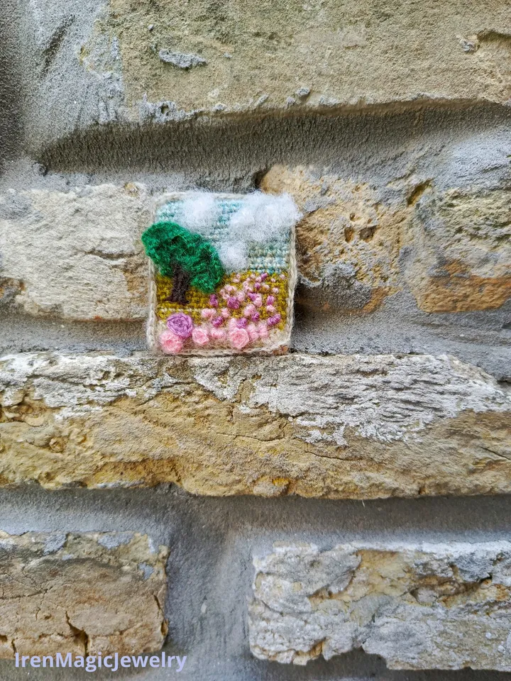 Crochet Brooch Tree in a floral field