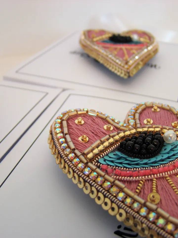 Heart eye brooch, embroidered brooch, beaded heart brooch