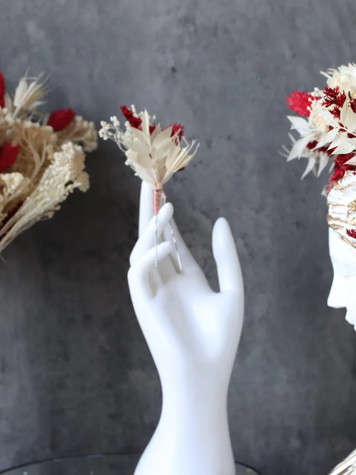 Elegant Red & White Floral Crown,Perfect for Weddings or Christmas Celebrations,Christmas-Inspired Red Floral Headpiece, fried flover crown