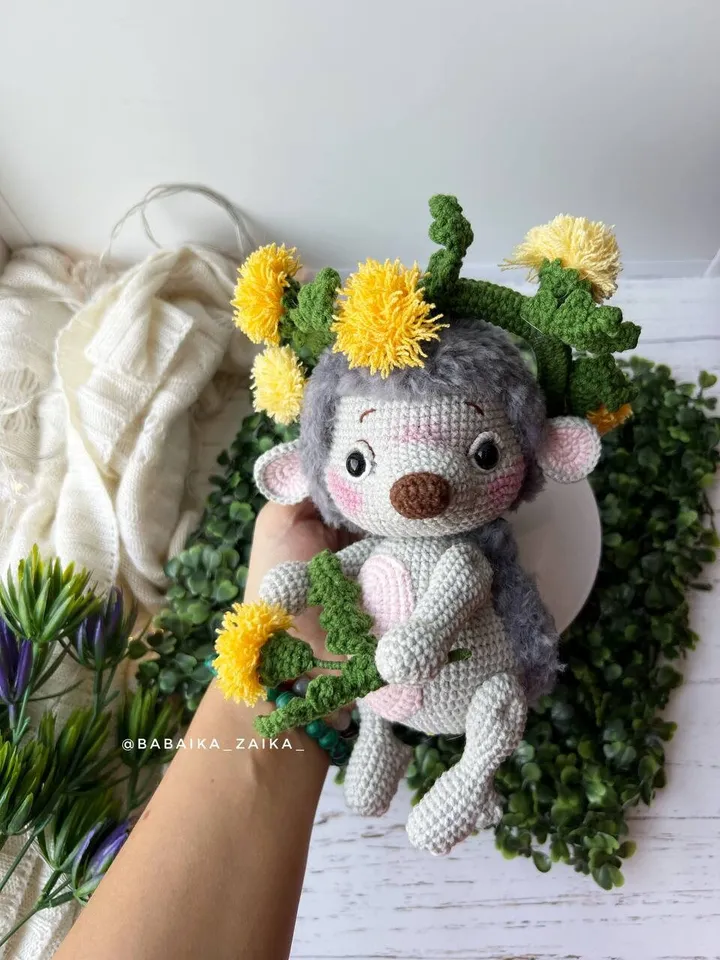 PDF Crochet Pattern Hedgehog in a Dandelions, Amigurumi pattern, Crochet Cute Funny Animal, Forest animal, Realistic amigurumi pattern