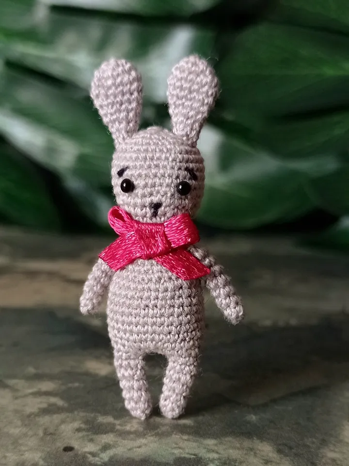 Crochet bunny toy pattern. English Pattern. Little bunny toy pattern. DIY cute bunny. Crochet rabbit pattern