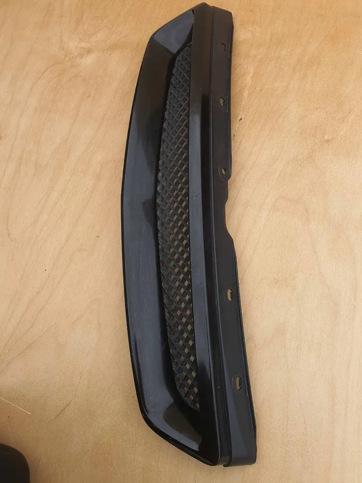 Genuine JDM EK9 front grille Type-R for Honda Civic Ek Ej 99-00 71121-S04-Z01 71122-S04-Z01ZC
