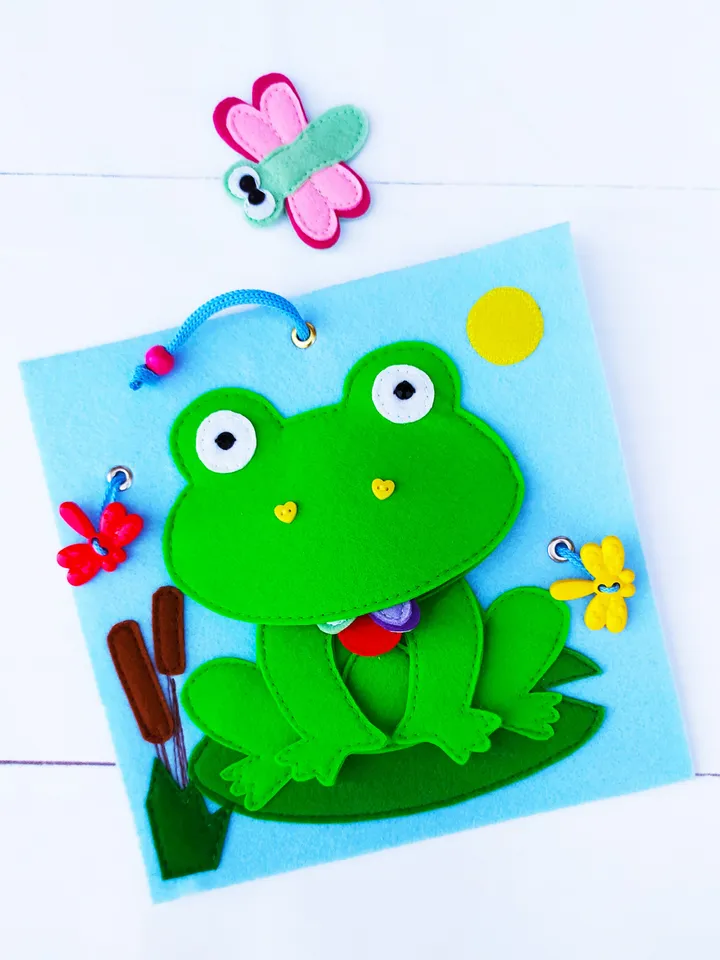 Hippo & Frog Quiet book Pattern pdf , Felt book pattern svg, Soft sensory book template, Busy book sewing ideas for kids 2, 3, 4 year old