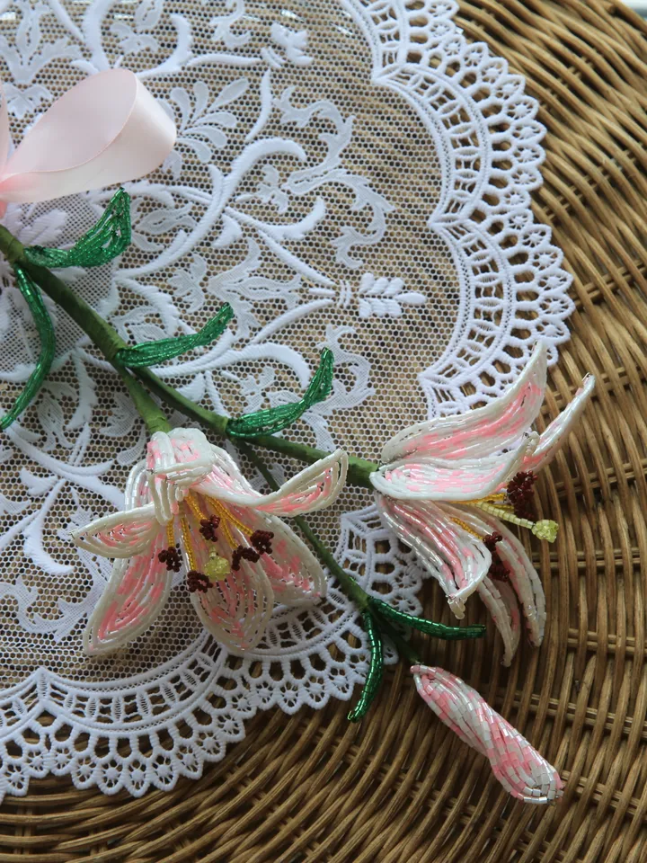 Beaded Flowers pattern | Lilies | Seed bead patterns | Beadwork pattern | Digital Download - PDF