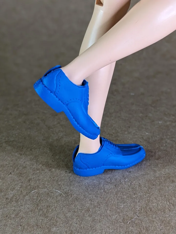 Classic tapered toe blue shoes for 1/6 scale male dolls