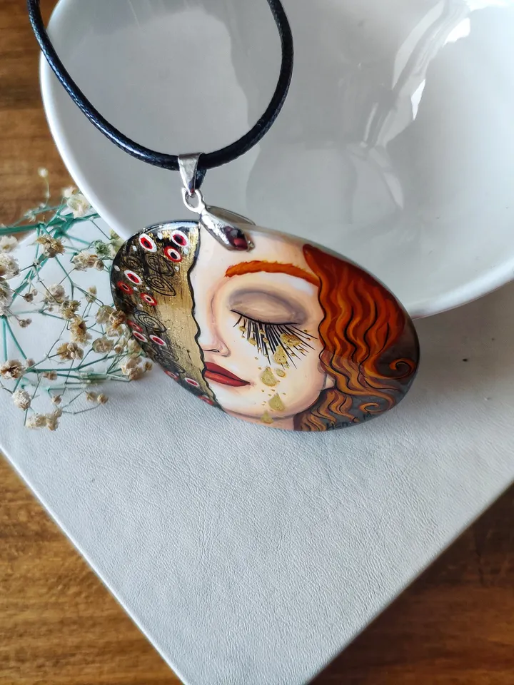 Hand Painted Necklace. Mother-of-pearl Russian hand-painted necklace pendant "Le lacrime di Freyja". Hand paint necklace pendant.