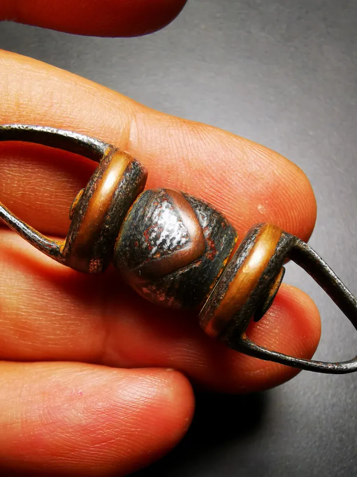 Gandhanra Handmade Mala Hanging Ring,Keychain Ring,Prayer Beads Accessories,Made of Cold Iron and Brass