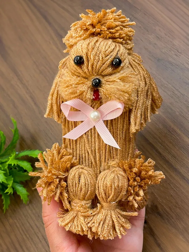DIY Yarn Dog Pattern, Easy Yarn Craft Tutorial for Adorable Handmade Dog Decoration Figures, Great Gift Idea for Crafters