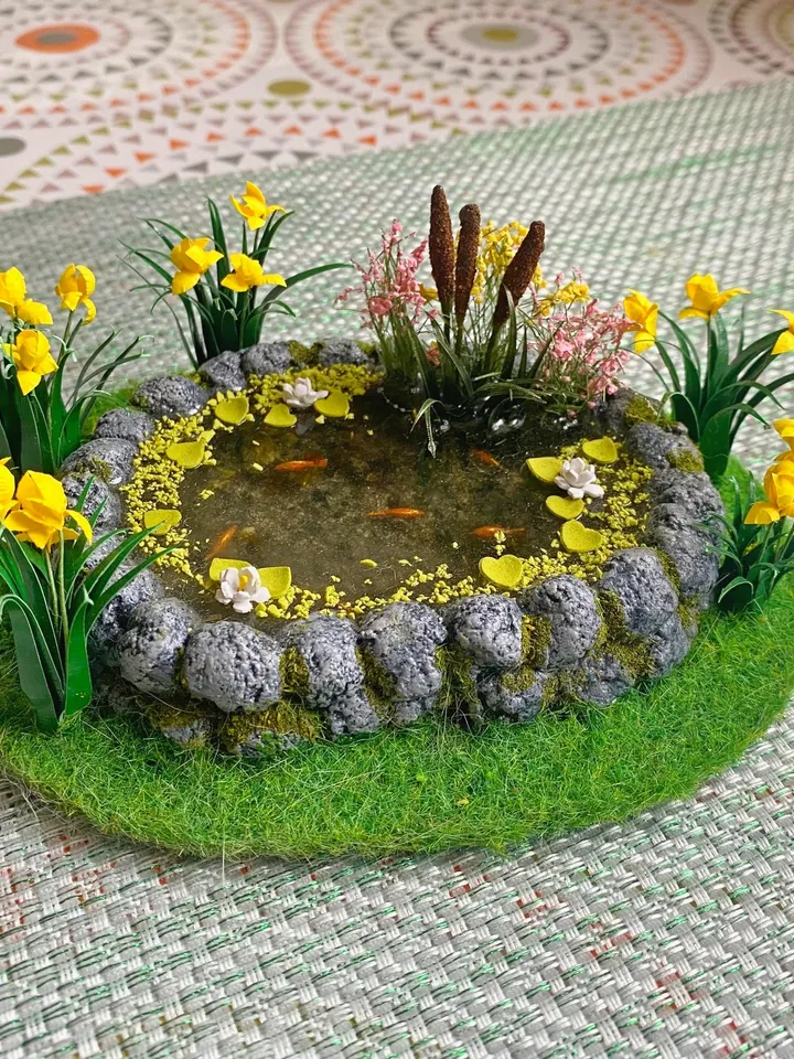 Miniature pond with goldfish. Dollhouse miniature. 1:12. Handmade pond. Pond with irises and fish.