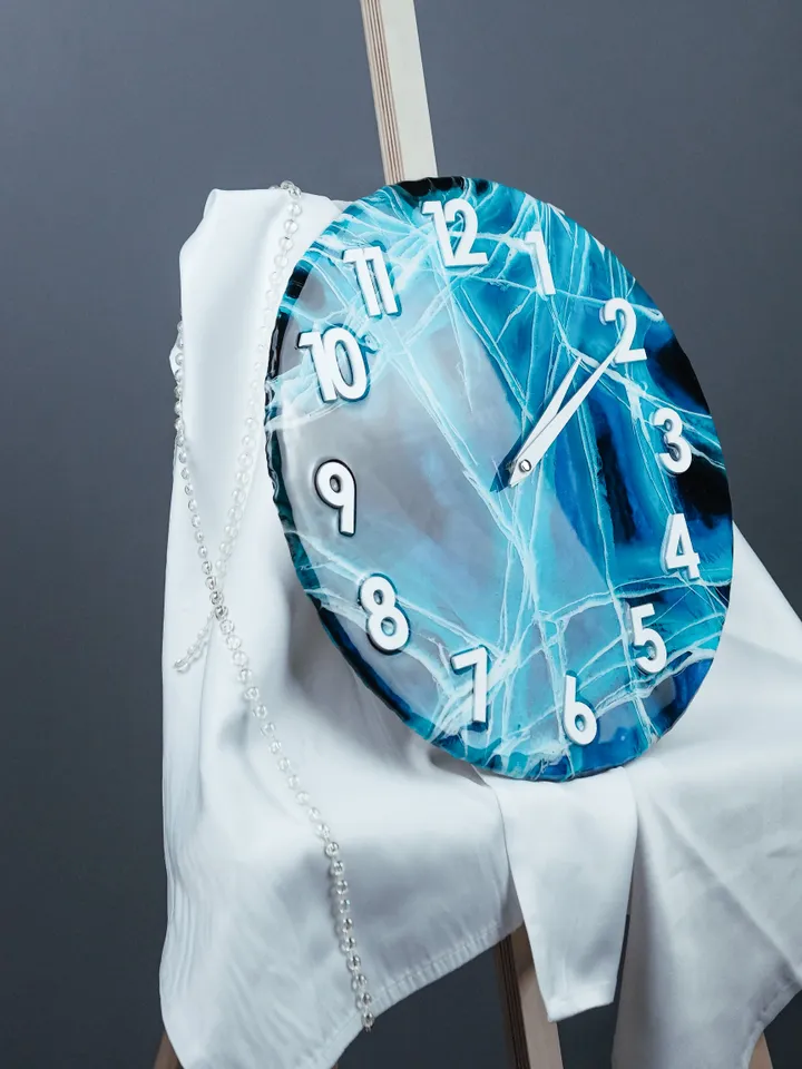 wall clock "Ice of Baikal"