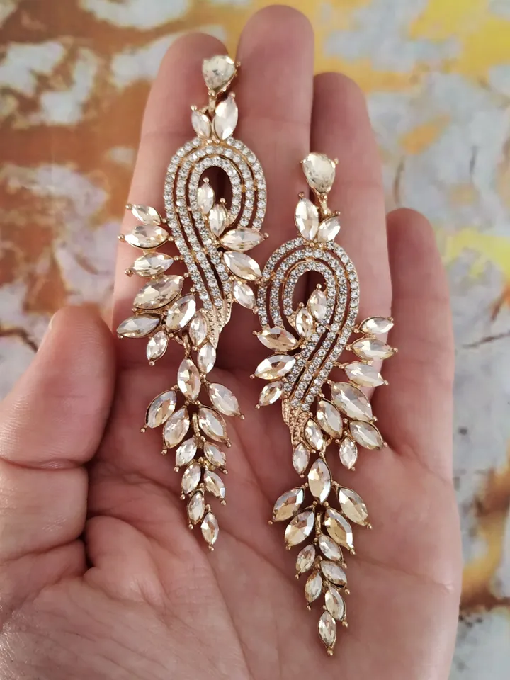Champagne Gold Bridal Earrings statement Boho Earrings Boho Wedding Earrings Gold leaf earrings Long Brodal Earrings Boho Bridal Earrings