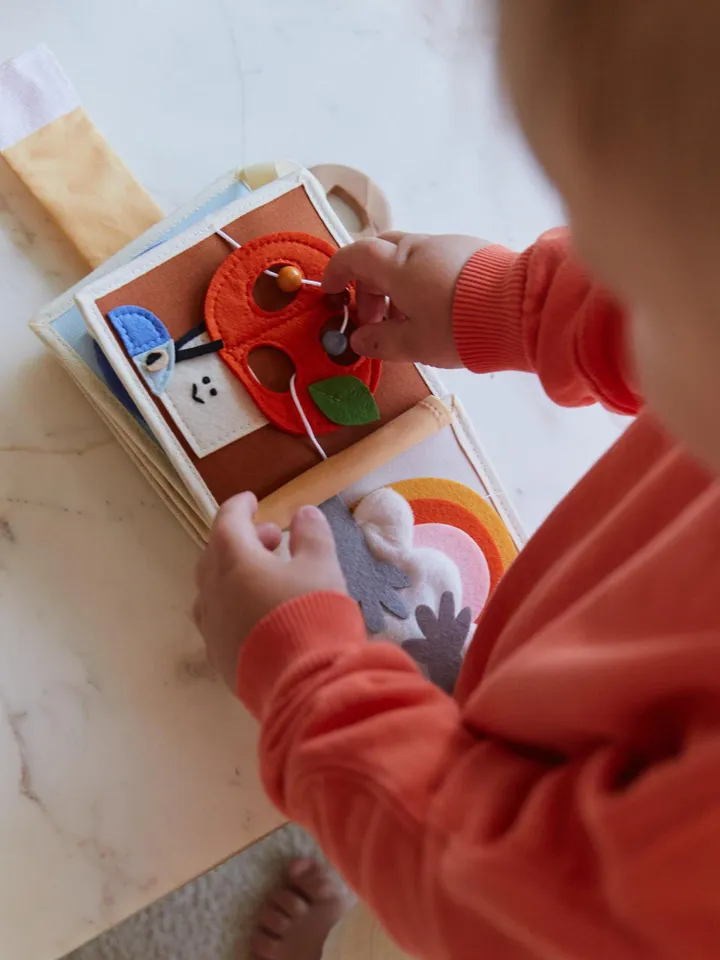 Busy book, felt quiet book for baby toddler 1 year old, Sensory Toys for Babies, new baby, felt activity book kinderkrama