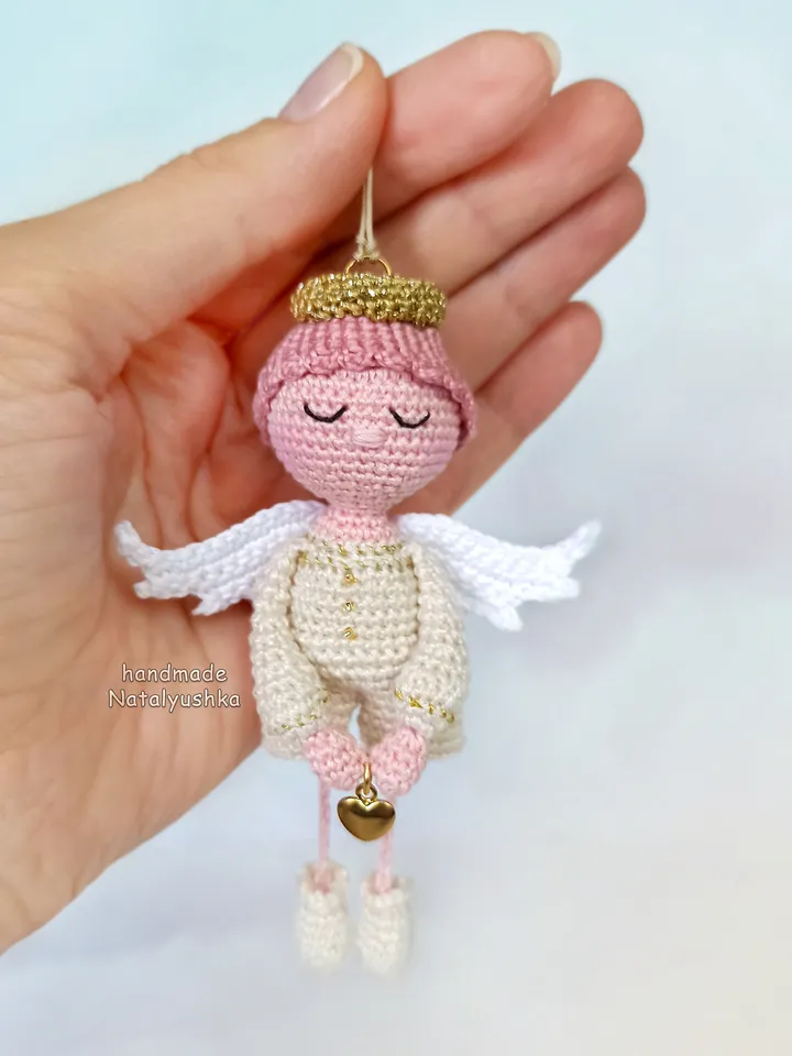 Christmas Angel boy with heart, Keychain, Little crochet Angel, Christmas gift