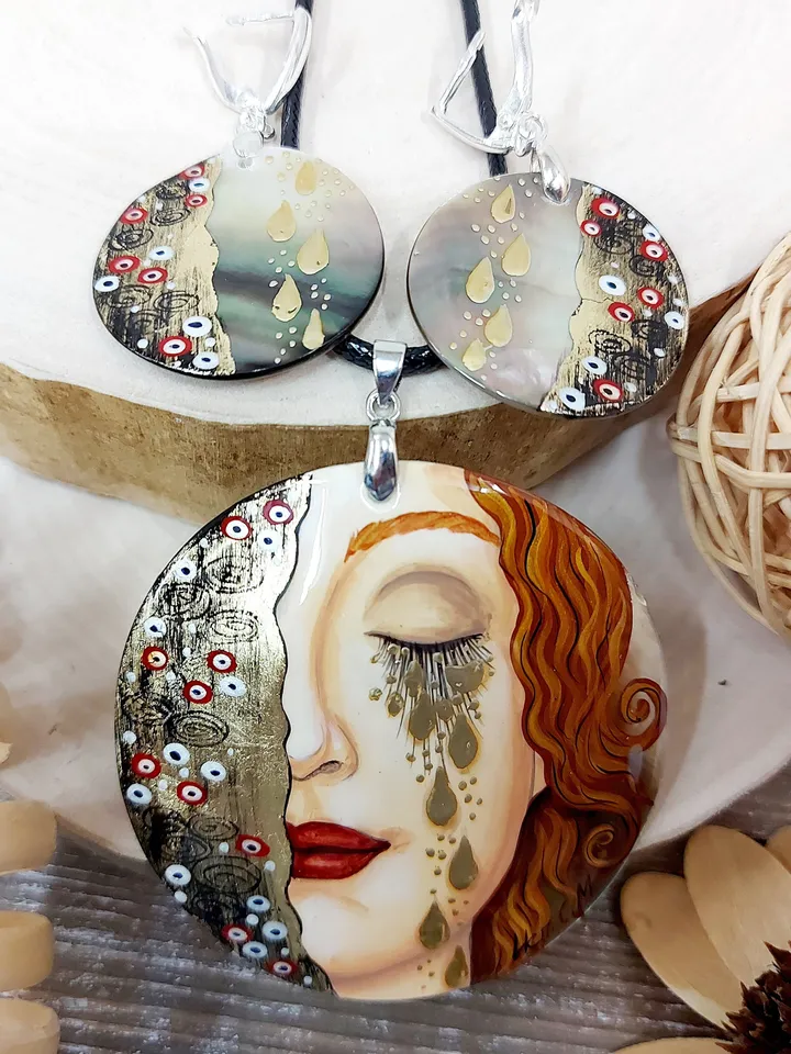 Рendant and earringsof "Larme d'Or" (Golden tears). Freya's tears.Hand-painted on mother-of-pearl.Hand painted miniature painting. Klimt.