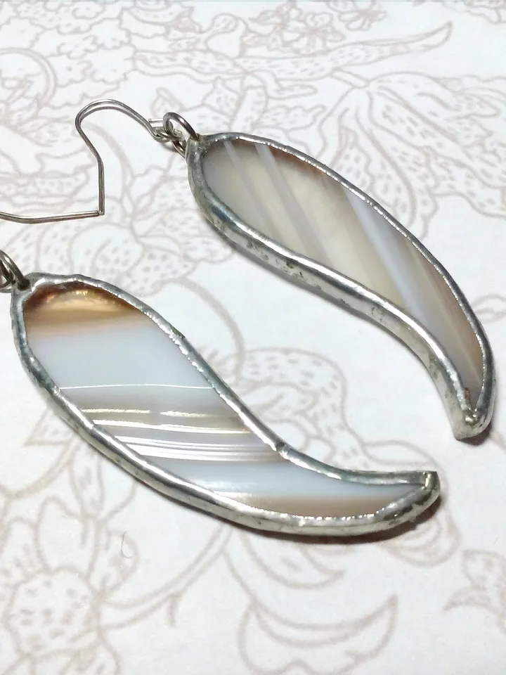 Wavy earring, simple stained glass earrings, transparent curle earrings, kawaii Dangle earrings