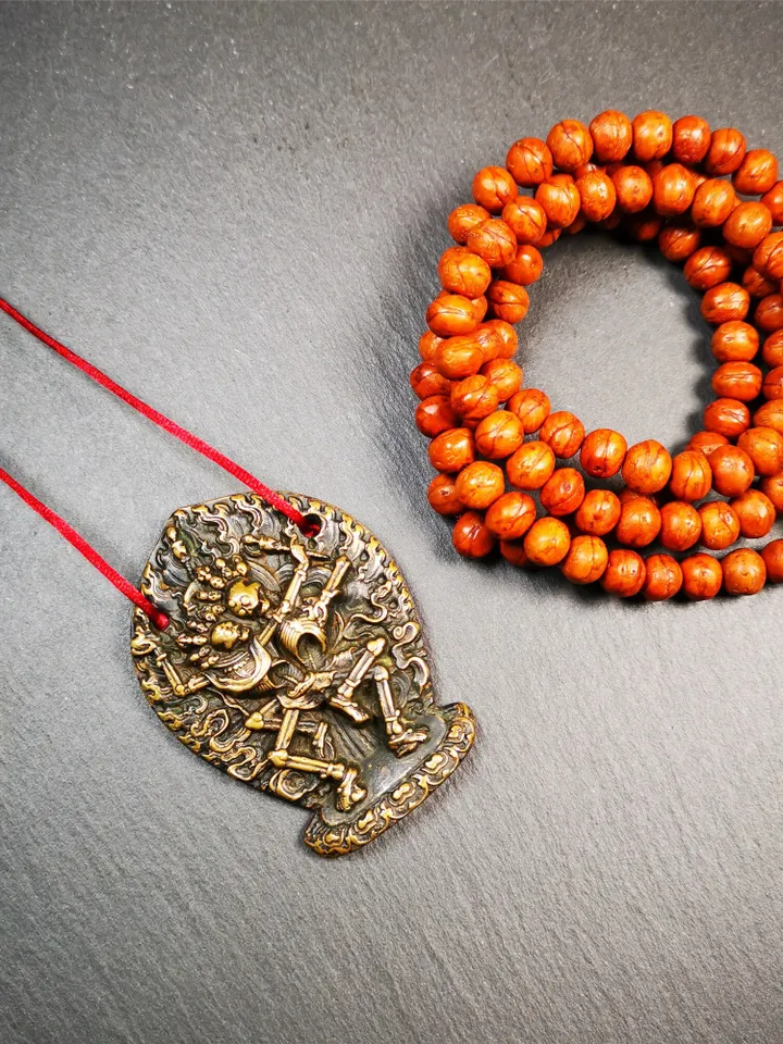 Gandhanra Old Mini Tibetan Buddha Statue Pendant, Skull Masters of Sitavana Badge,2.1" × 1.8"