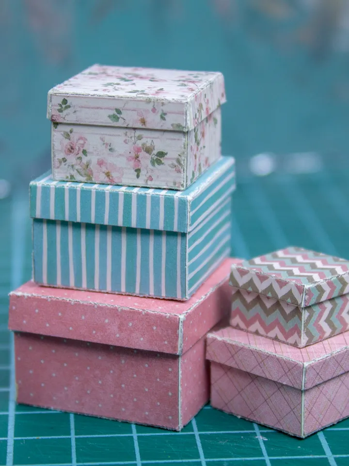 TEMPLATE Miniature Valentine's boxes for 1:12 scale dollhouse