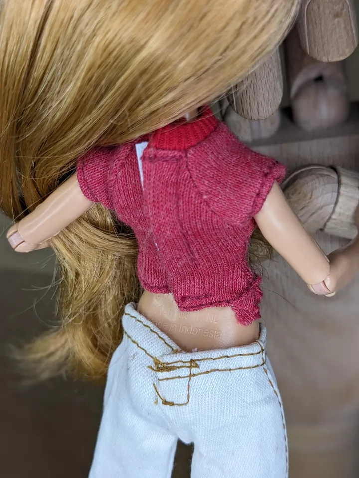 Beige jeans for 10.5-inch female dolls (MH, EAH)