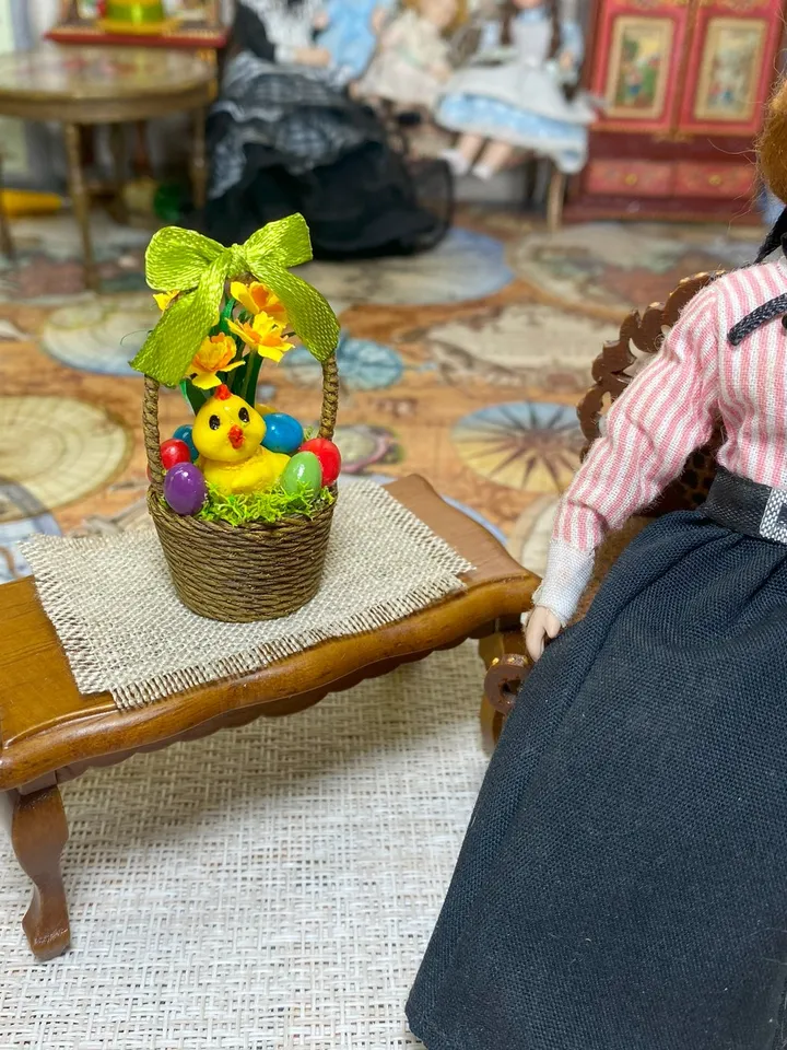 Easter basket for dollhouse. Easter miniature. 1:12.