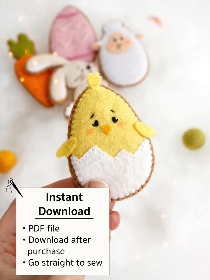 Felt garland with Easter cookies hand sewing PDF tutorial with patterns. DIY Easter ornament. Felt Easter wall decoration