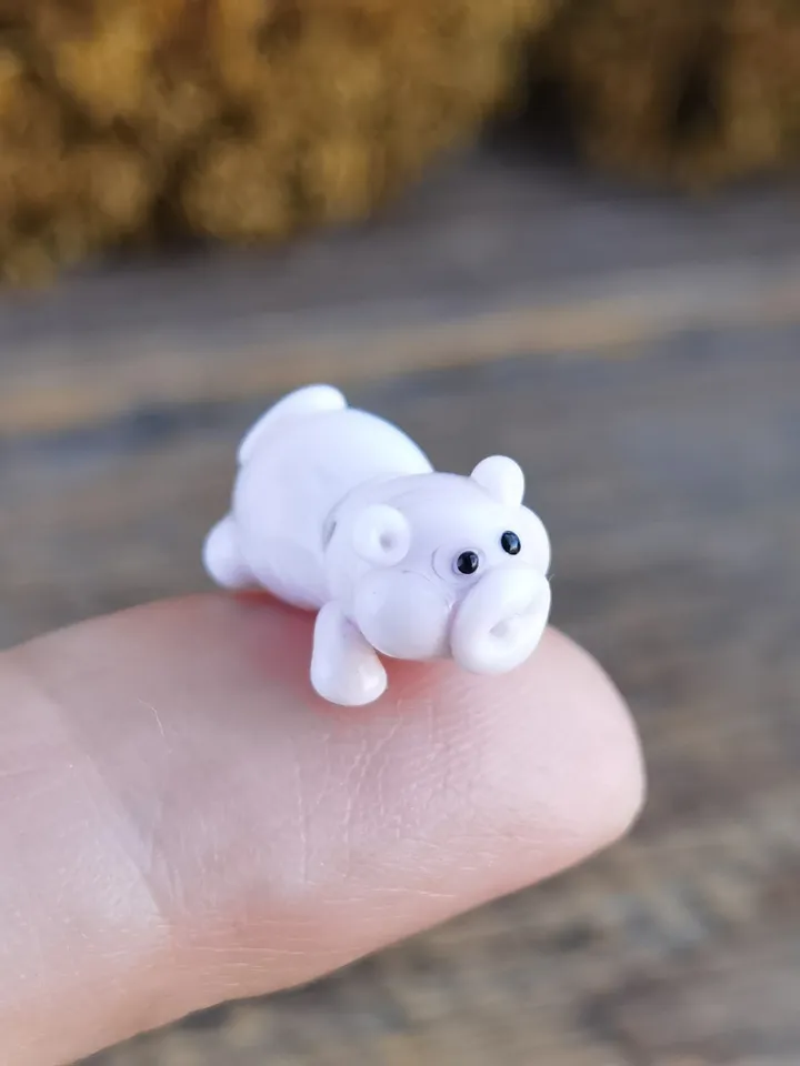 Pig figurine miniature pig Tiny pig glass pig Tiny figurine Miniature animals Santa hat figurine miniature Christmas figurine Glass figurine