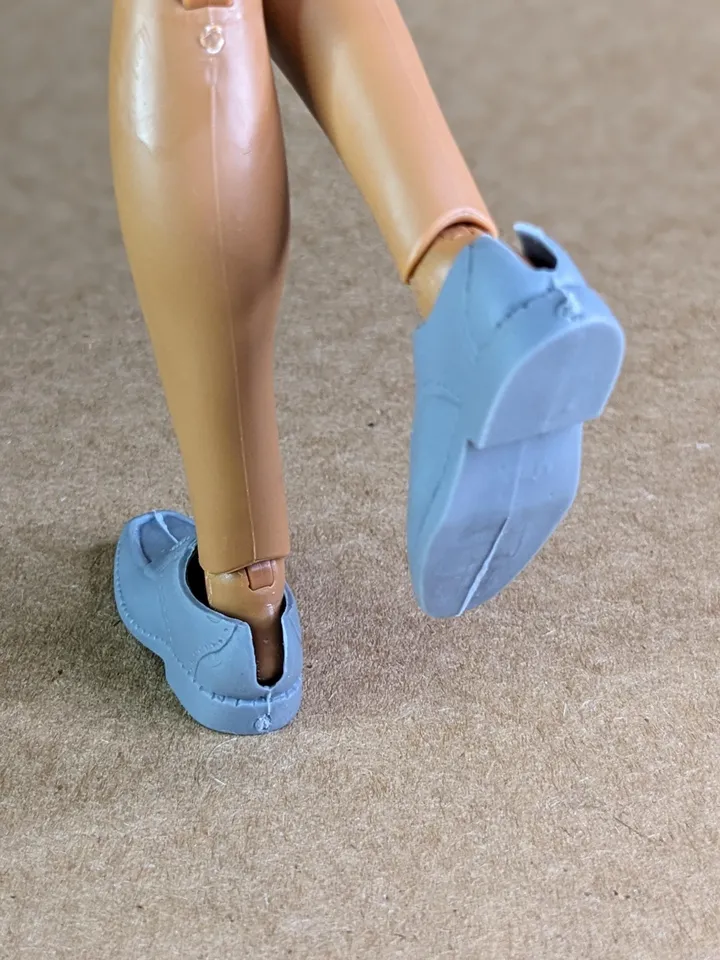 Classic tapered toe gray shoes for 1/6 scale male dolls