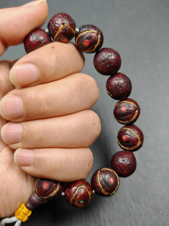 Gandhanra Unique Tibetan Wrist Mala,Old Bodhi Beads Bracelet,Inlaid Copper Wire and Agate,Diameter 17mm,Circumference 20cm