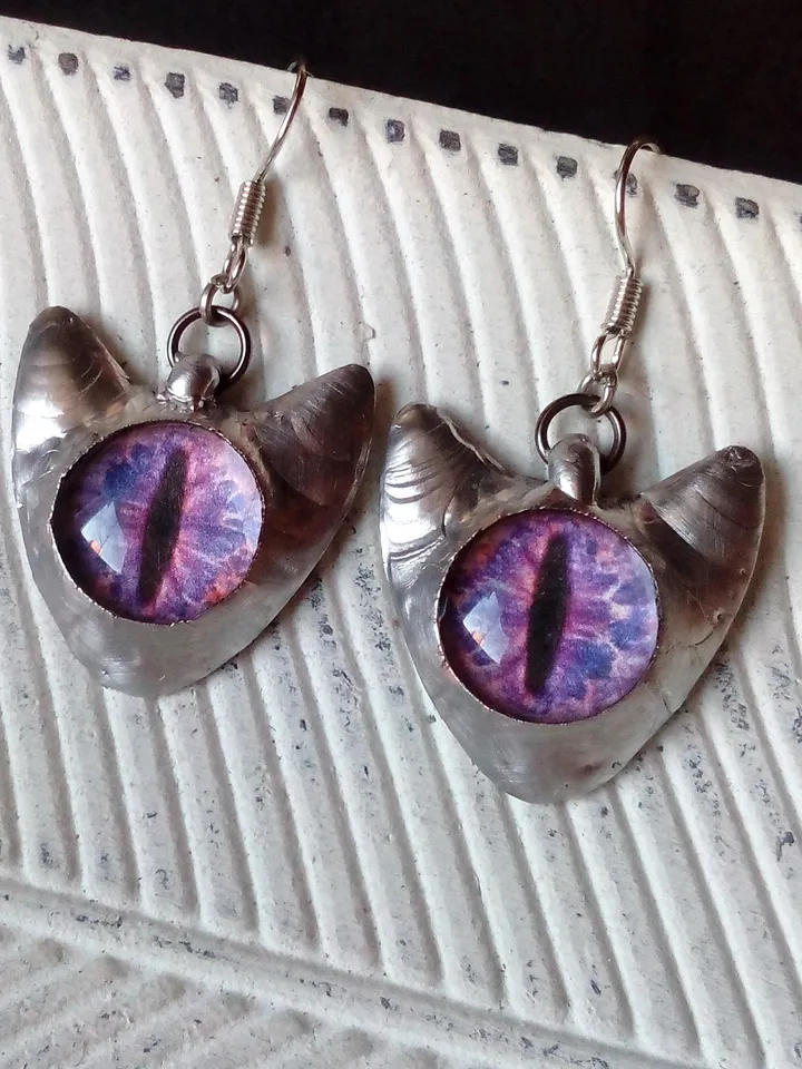 CAT eye earrings, Cat head earrings, Cat lovers bijouterie, Witch earrings, Halloween earrings, Tin soldered earrings