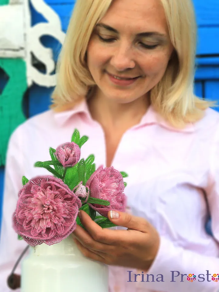 Beaded peony, hyacinth, cornflower | Beaded Flowers pattern | Seed bead patterns | Beadwork pattern