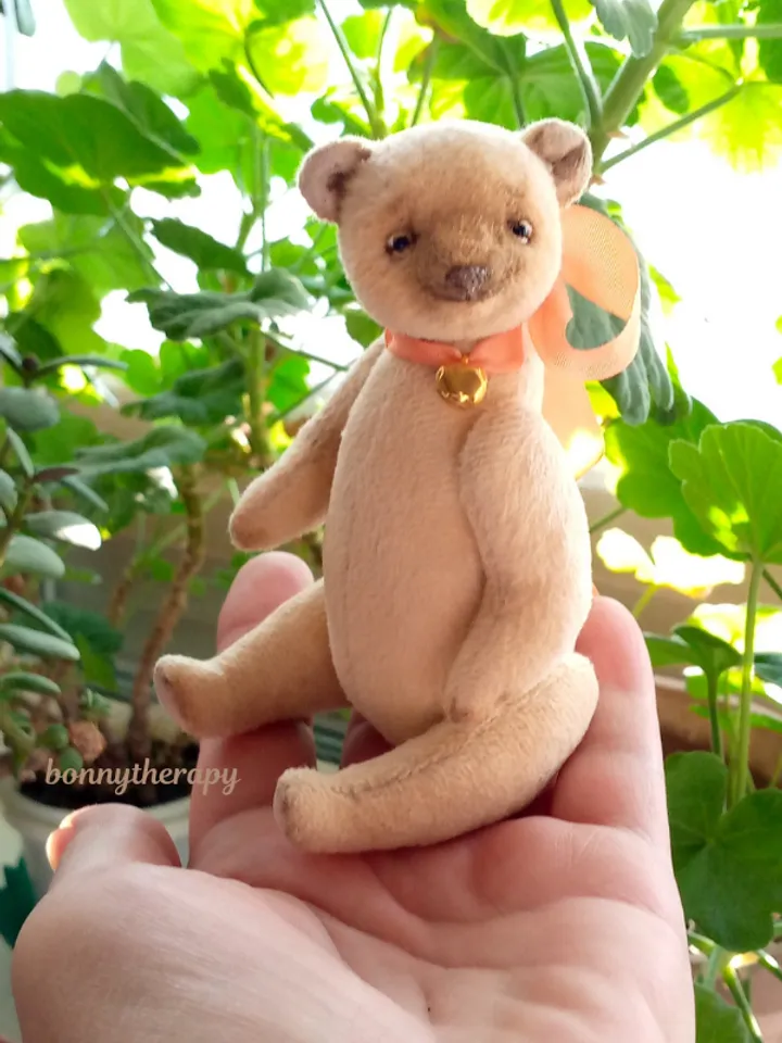 Little teddy bear 4.3 inches sitting, bear for teddy lovers.