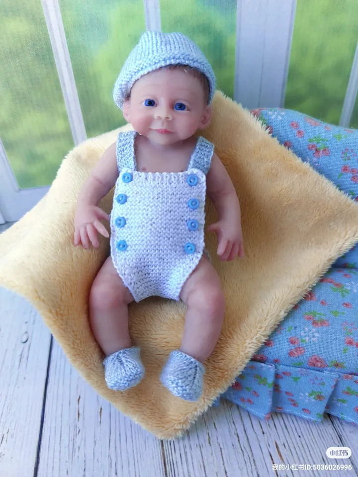Miniature clothes for 4 inches Silicone baby doll. Creativhook
