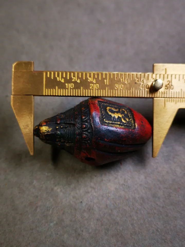 Gandhanra Old Tibetan Niang La Tsa Tsa Statue,Stupa Amulet,Pagoda Pendant,with Scorpion Stamp,Small Size 48mm,50 Years Old