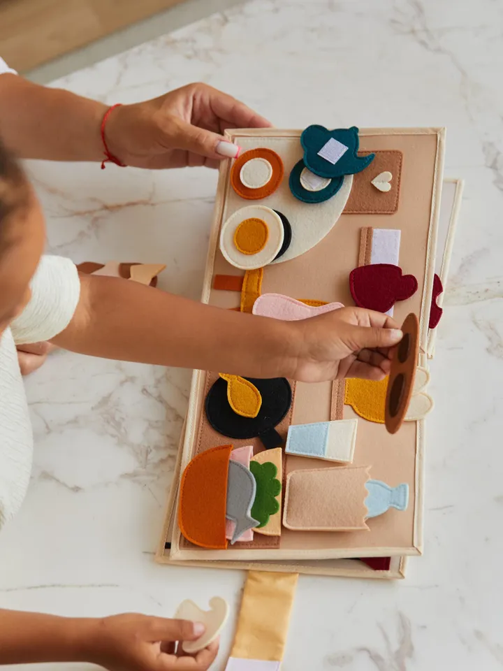 handmade dollhouse felt quiet book 8 pages, travel busy book for girl 1-2-3-4 year old, pretend play, felt montessori gift toys, kinderkrama
