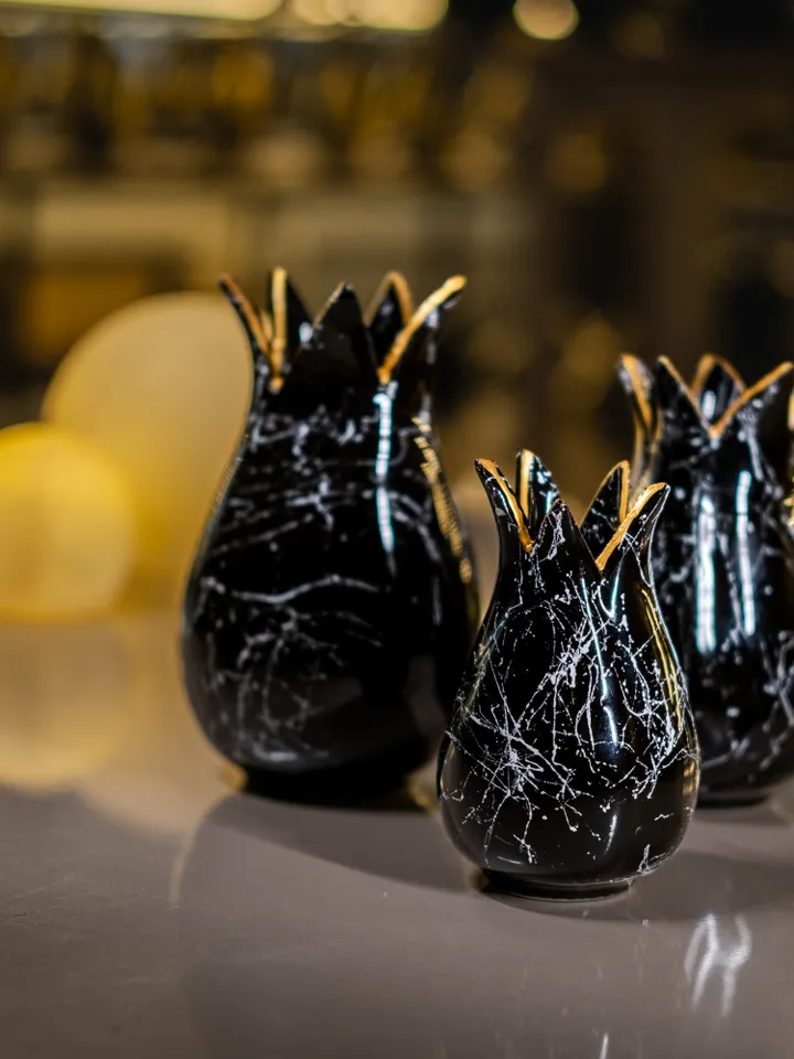 3-Piece Elegant Black and Gold Tulip Decor Set | Perfect Addition for Your Elegant Home