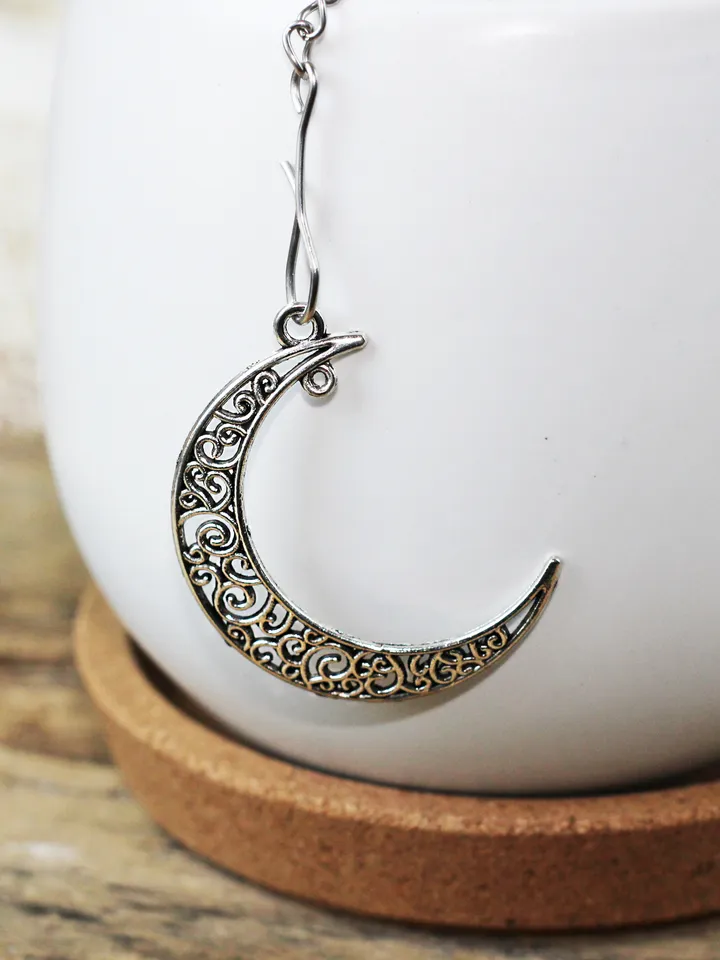 Moon phase tea infuser for loose leaf tea, Tea Maker with crescent moon charm, Tea Steeper half moon pendant Herbal tea