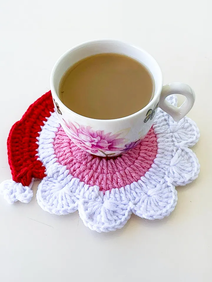 Crochet Santa Claus Coasters PDF Pattern, Adorable Christmas Decor for Home and Coffee Lovers, Perfect Housewarming Gift for a Cozy Holiday