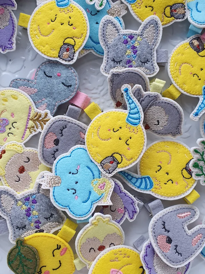 ITH Bunny Brooch Embroidery Design, Felt Rabbit Applique Pattern for Pin Making, 4x4 Hoop DIY Felties File