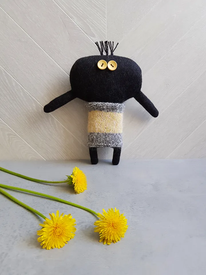 Black rabbit in sweater PDF digital Tutorial, bunny sewing pattern, sweater knitted pattern, Halloween doll sewing diy